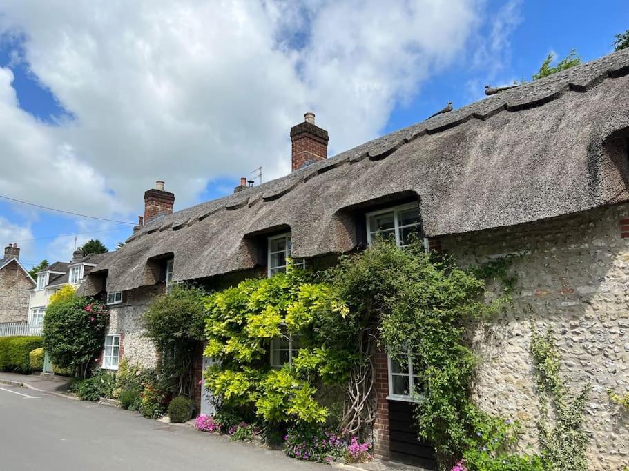Little Thatch - Cerne Abbas, Dorset * Cerne Abbas